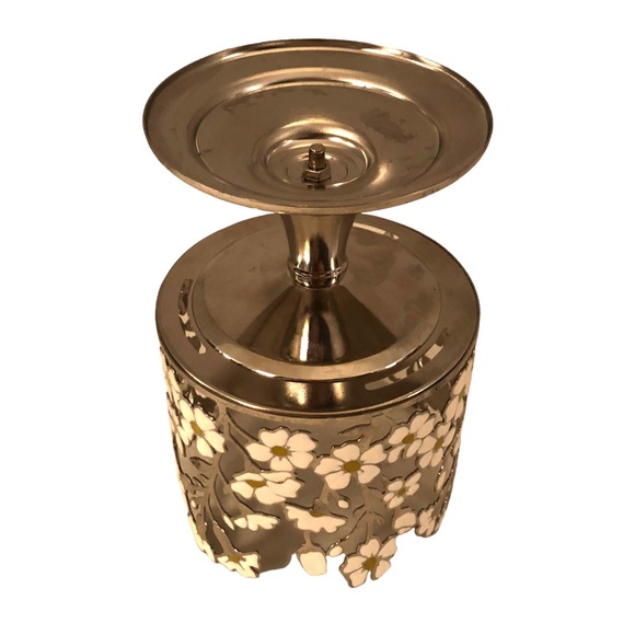Bath & Body Works White Daisy Large Candle Holder - Picture 2 of 5